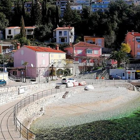 Apartment Layla - Intermezzo With Sea View In Center Of Rabac Dış mekan fotoğraf