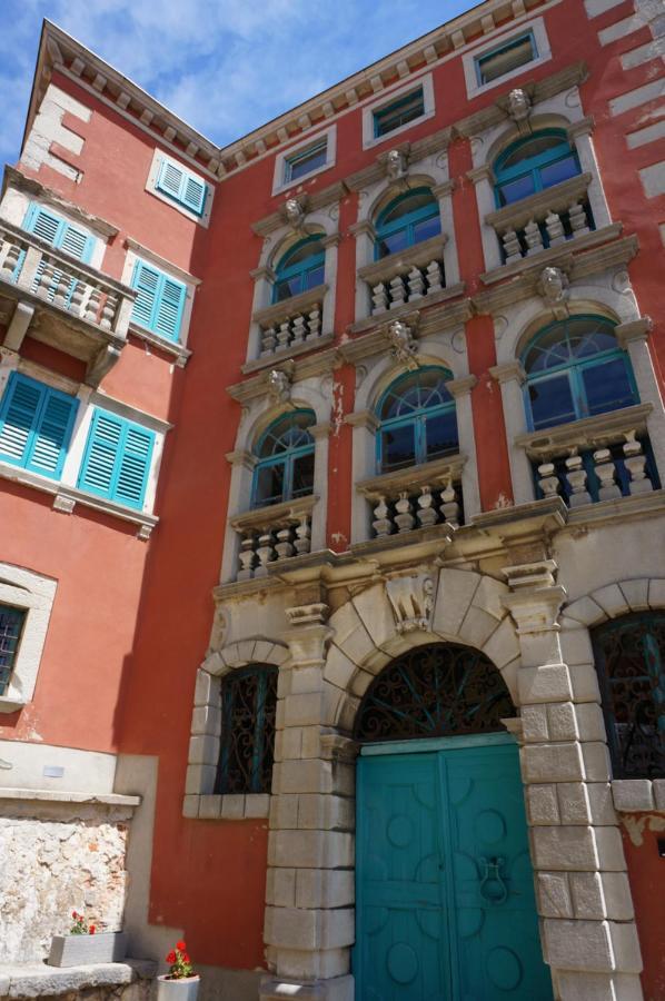 Apartment Layla - Intermezzo With Sea View In Center Of Rabac Dış mekan fotoğraf