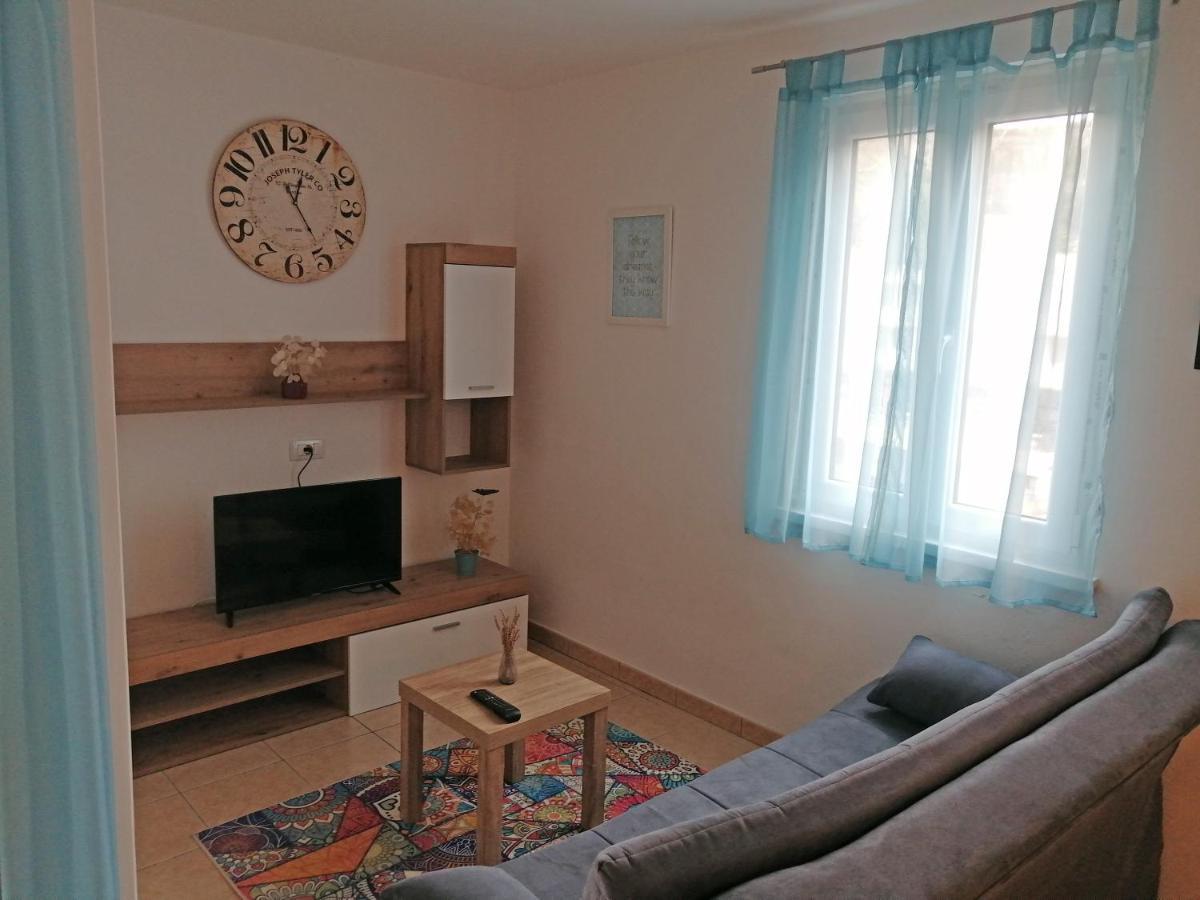 Apartment Layla - Intermezzo With Sea View In Center Of Rabac Dış mekan fotoğraf