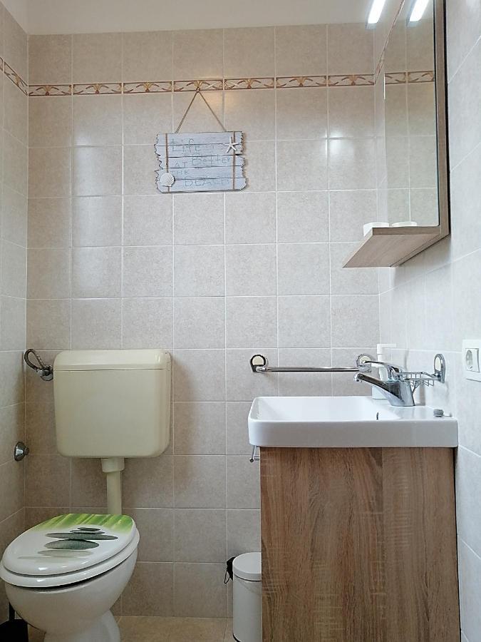 Apartment Layla - Intermezzo With Sea View In Center Of Rabac Dış mekan fotoğraf