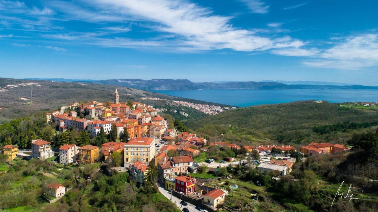 Apartment Layla - Intermezzo With Sea View In Center Of Rabac Dış mekan fotoğraf